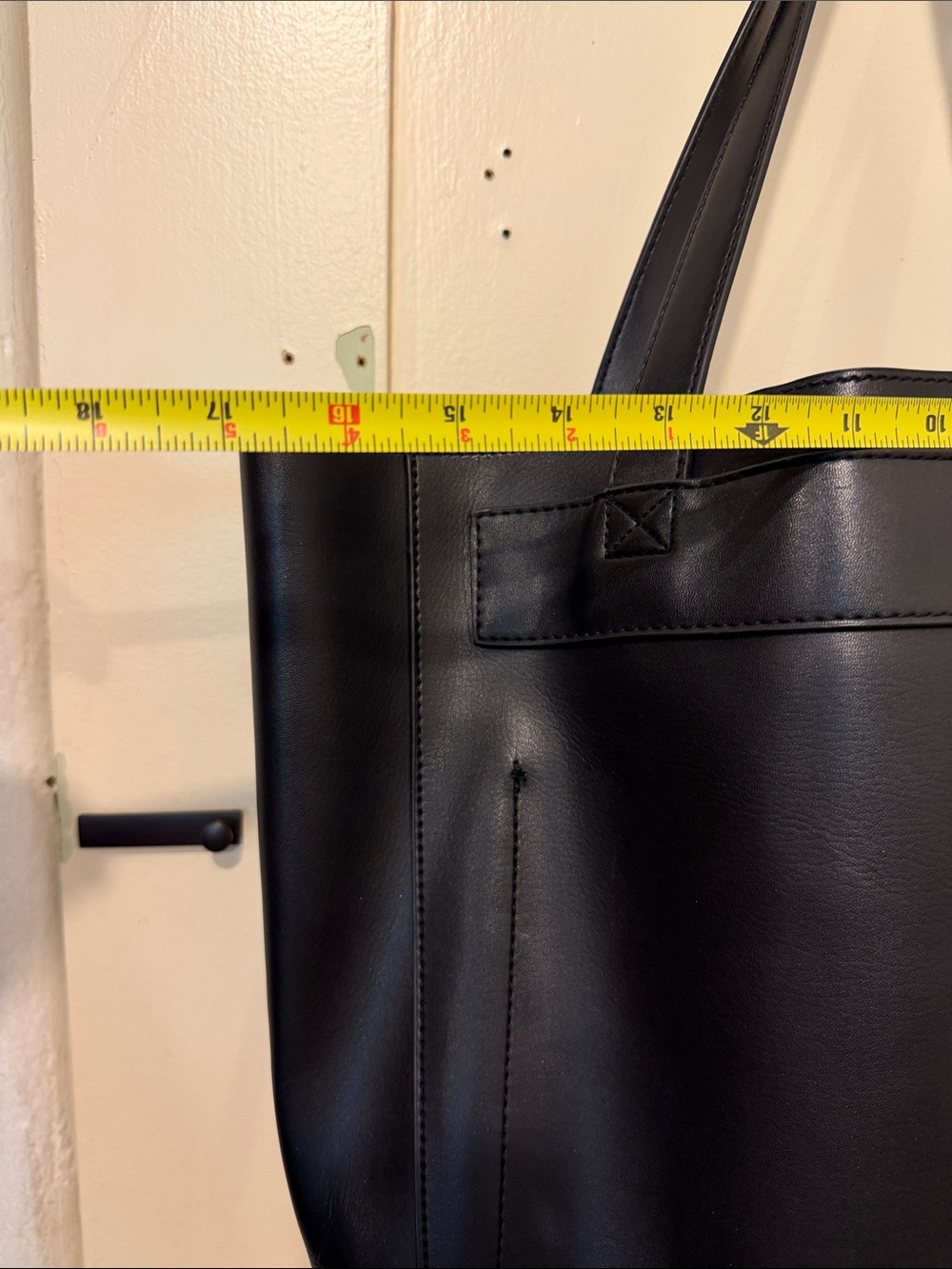 Classic Black Leather Tote Bag - Minimal Everyday Carry - Picture 3 of 6